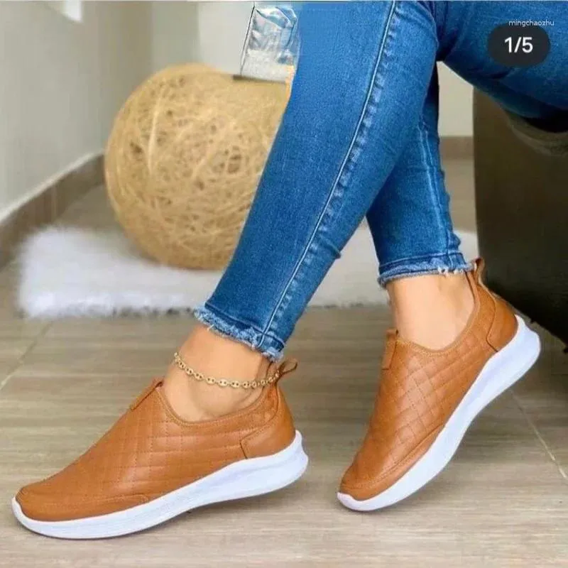 Sapatos casuais outono vendendo pés baixos mulheres dedo do pé redondo estilo esportivo sola grossa