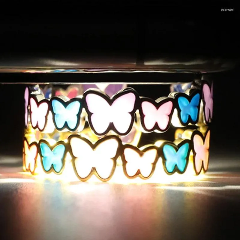 Anillos de clúster Mariposa luminosa moderna para mujeres que brillan en el corazón oscuro Aleación de cuerda Aleación Atentable Atentable Dode Anillo Joya Joyería