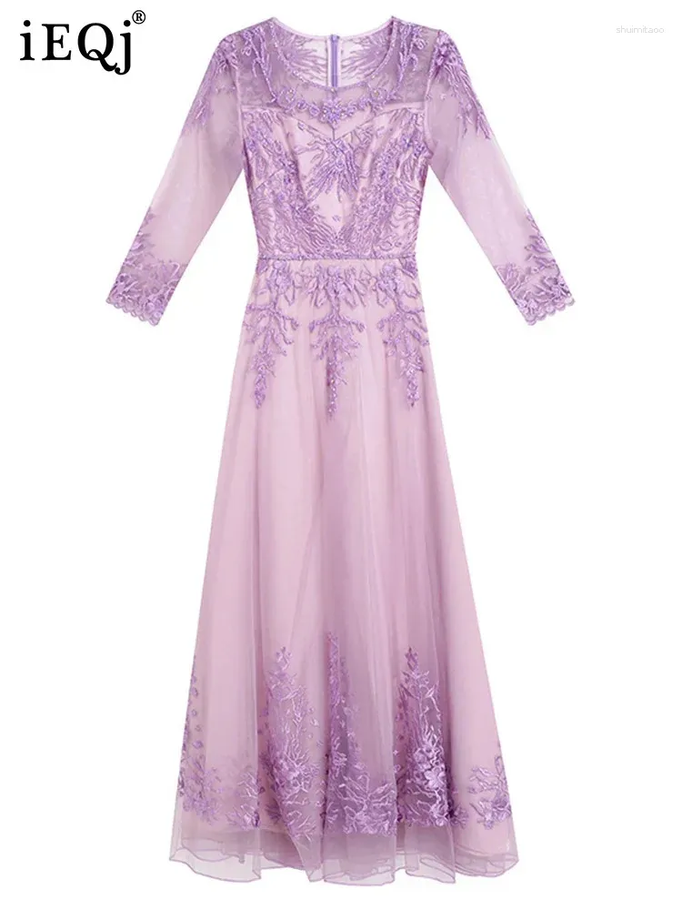 Casual Dresses Solid Embroidery Mesh Design For Women Round Neck High midja långärmad elegant klänning Kvinnlig vår 2024 3WM537