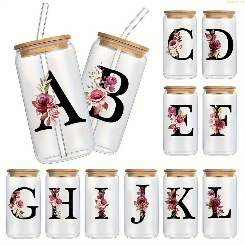 Chic 16oz Alphabet Flower Iced Coffee Glass tasse avec paille de couvercle - personnalisable, gobelet réutilisable pour elle, cadeau parfait