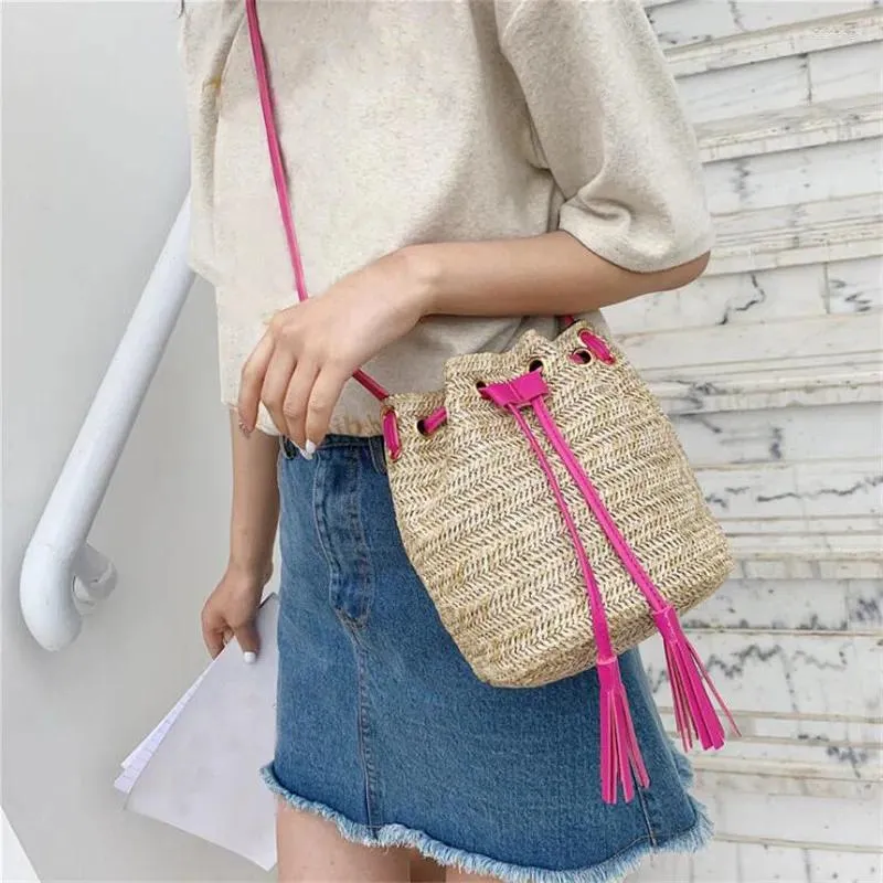 Shoulder Bags Women Handbags Famous Brands Fashion Solid Color High Capacity Weave Tassels Bucket Bolso Mujer