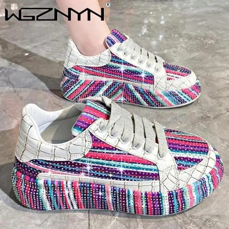 Casual Shoes Spring Women Sneakers modetestones Tjock Sole Sports for Girls Crystal Silver Platform Zapatos de Mujer