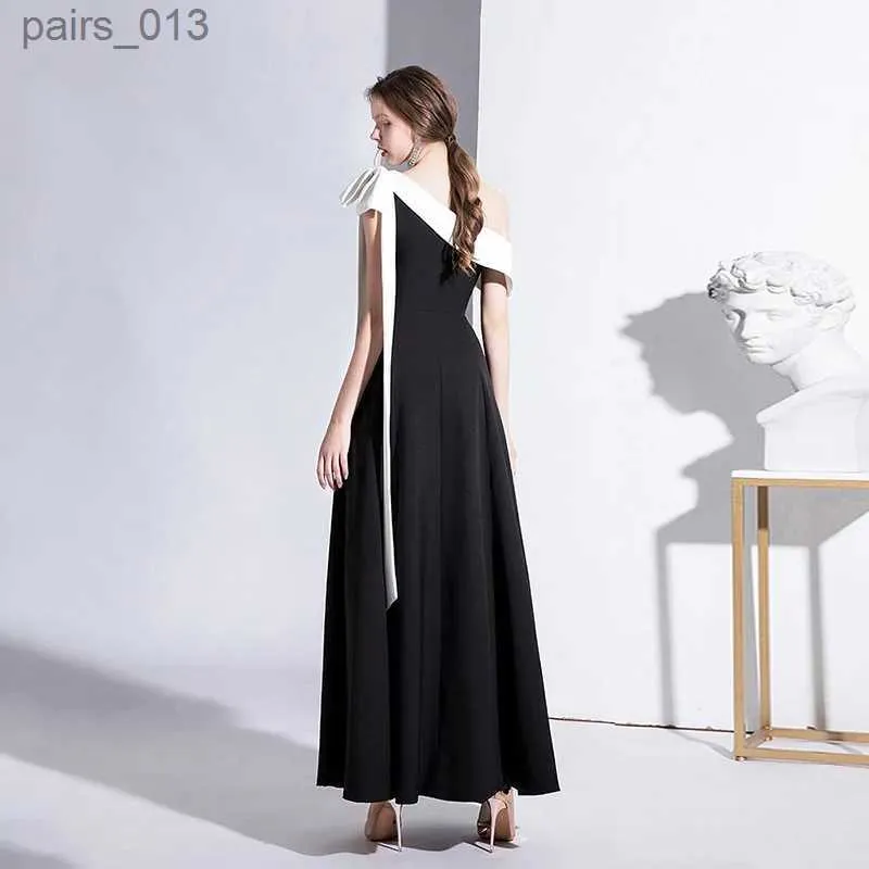 Evening Dresses: A Guide to Styles, Lengths & Occasions Evening Dresses: A Guide to Styles, Lengths & Occasions
