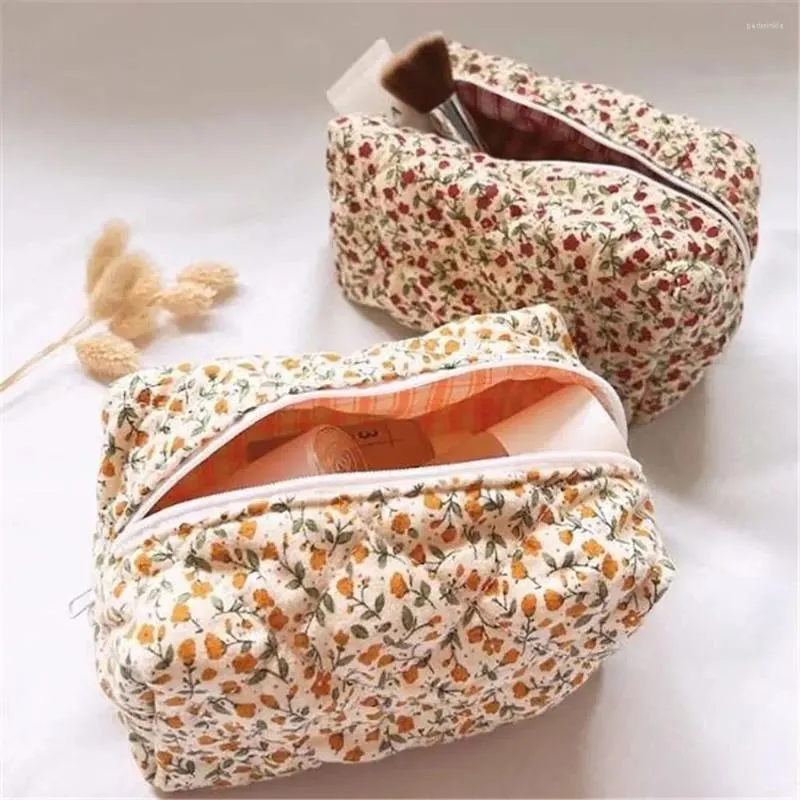 Storage Bags Flower Printed Zipper Makeup Bag Floral Puffy Quilted Organizer Toiletry Handbag Cosmetic Pouch Large