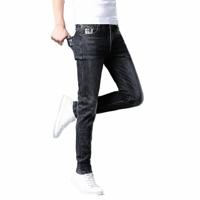 Designer Männer Casual Stretch Skinny Jeans Bleistift Hosen Streetwear 90er Jahre schwarze Denim-Hosen Fi koreanische Denim-Hosen Mann A6ae #