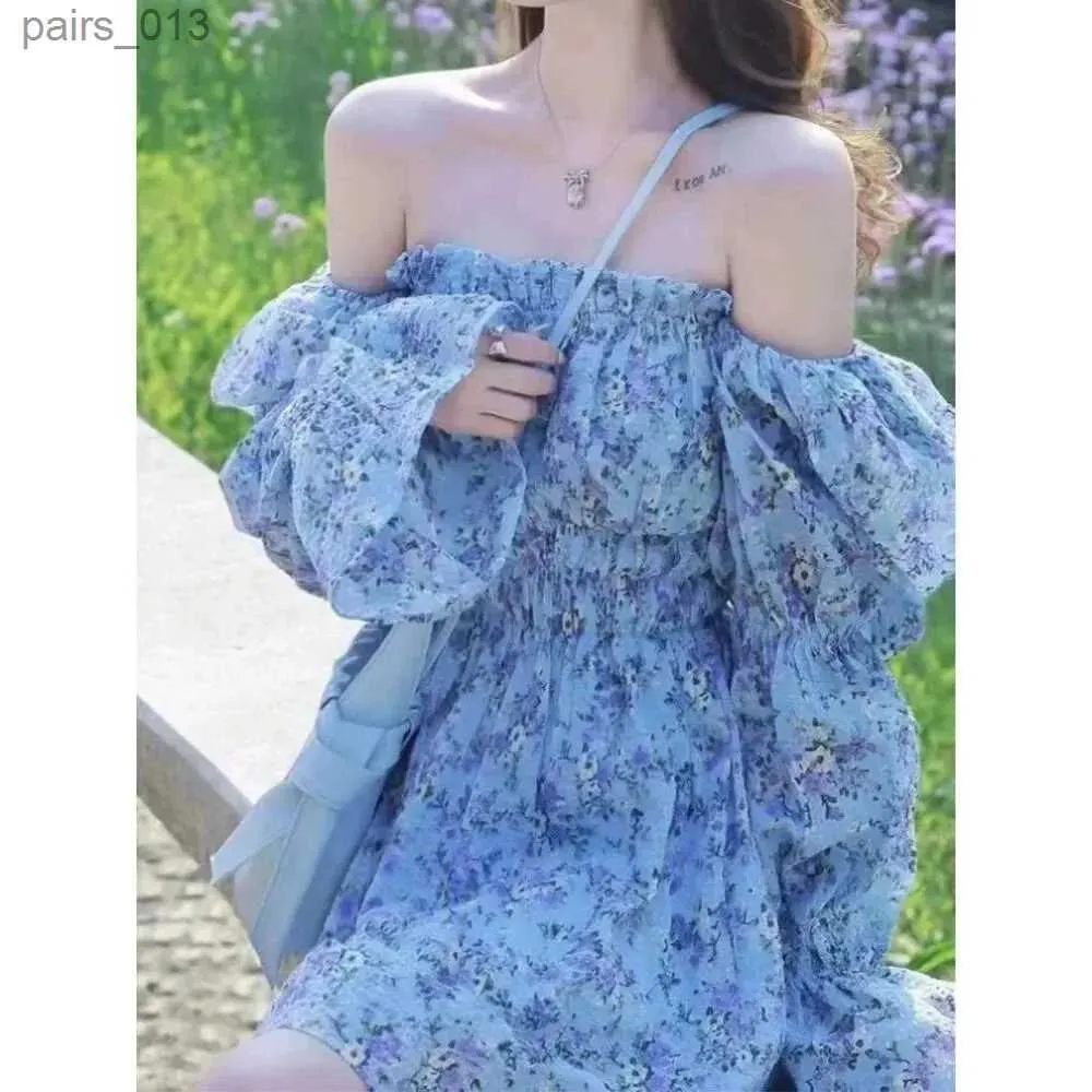 Basic Casual Dresses French Style Pure Lust One-shoulder Bubble Sleeve Flower Wrap Chest Dress Spring Autumn Design Sexy Short Skirt yq240328