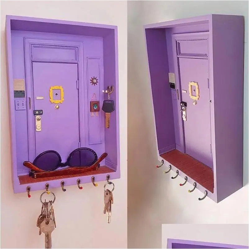 Ramar och lister ramar TV -serier Friends Keychain Monica Purple Door Hanger Handgjorda gula träpo -hemdekoration Väggen dekorera DHXEV