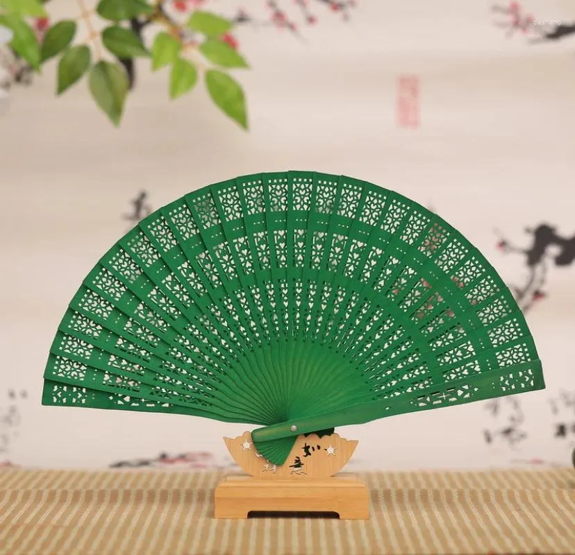 Decorative Figurines 1pc Vintage Folding Bamboo Original Wooden Carved Hand Fan Wedding Bridal Party Chinese Japanese For Home Decor