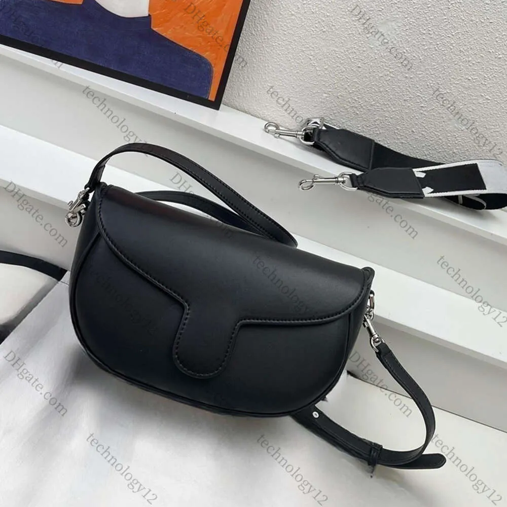 Designer axelväska mode crossbody väska handväska clamshell lyx läder kvinnor handväska med lådan internet kändis rekommenderad storlek 25