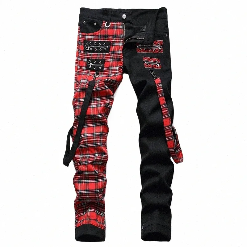 Hombres Punk Jeans Moda Escocia Tartán Tartán Negro Pantalones de mezclilla Streetwear Remache Patchwork Empalmado Slim Pantalones rectos Q2FL #