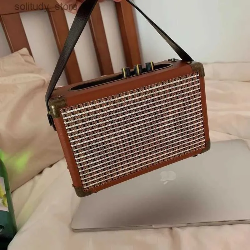 Taşınabilir Hoparlörler FM Radyo Klasik Retro Kablosuz Bluetooth Hoparlör Yüksek Güçlü Stereo Surround Ev Sineması Subwoofer Açık Mekan Taşınabilir Hoparlör Q240328