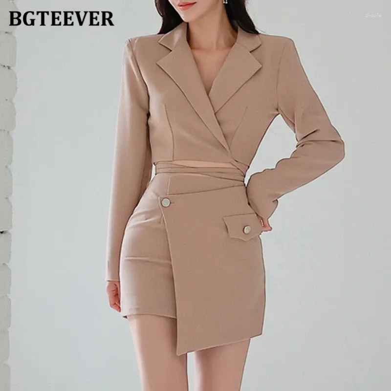 Abiti da lavoro BGTEEVER Autunno Inverno Slim Donna Gonna solida Tute Maniche lunghe Giacche Minigonne Eleganti signore 2 pezzi Blazer Set