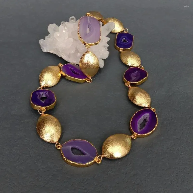 Hängen KKGEM 22x27mm Natural Purple Agate Geode Slice Gold Plated Borsted Bead Chain Halsband Designer Kvinnor Eleganta smycken