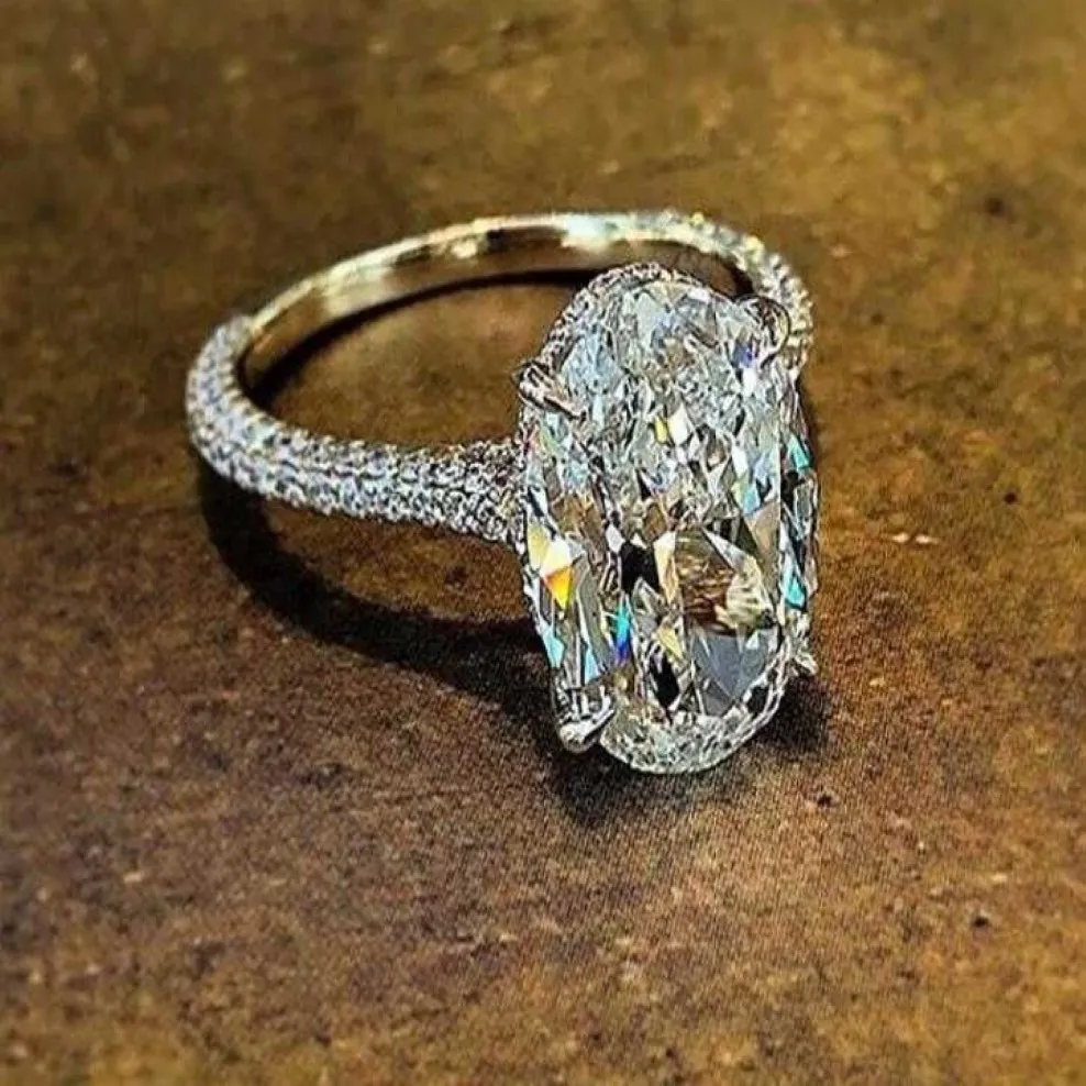 Choucong New Arrima Sparkling Luxury Jewelry 925 Sterling Silver Large Oval Cut Big White Topaz CZ Diamond Women Wedding Ring Y07212W
