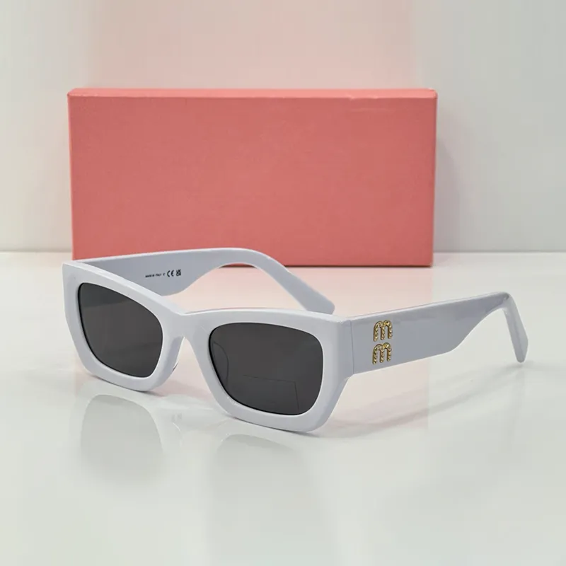 ladies sunglasses Rectangular sunglasses designer sunglasses Suitable for all kinds of wear Simple European style good material nice sunglasses white glasses