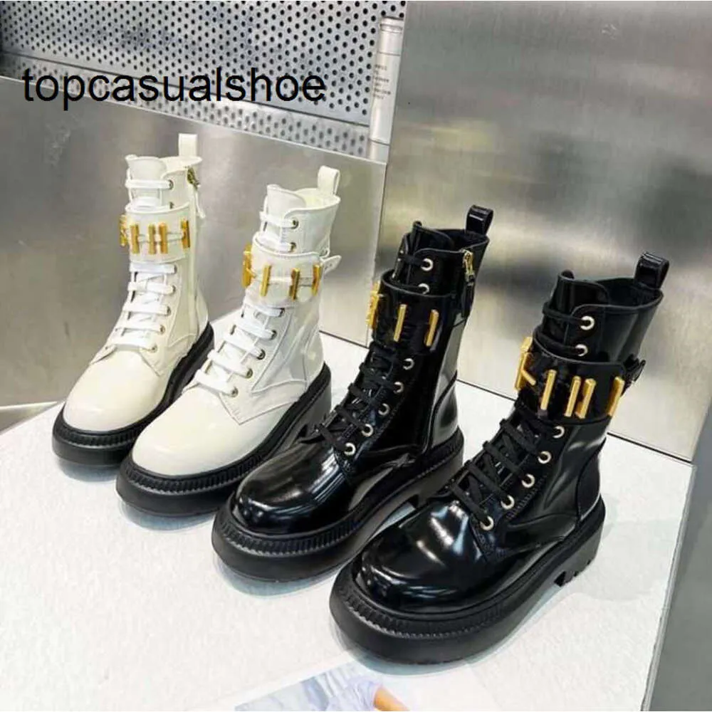 Chanelllies Boots Channes Black White Patent Knight Designer Boot Femme Lady Platform Plateforme Fashion Lace Up Up Cowskin Leather Graphy Side Zip Zipper Mid Calf