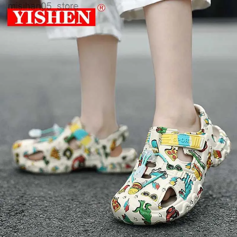 Sandalen Yishen Mädchen Sandalen für Kinder Sommer Tarnung geschlossene Zehen Strandschuhe EVA Cartoon Sandalen für Baby Sandalen für Jungen Q240328