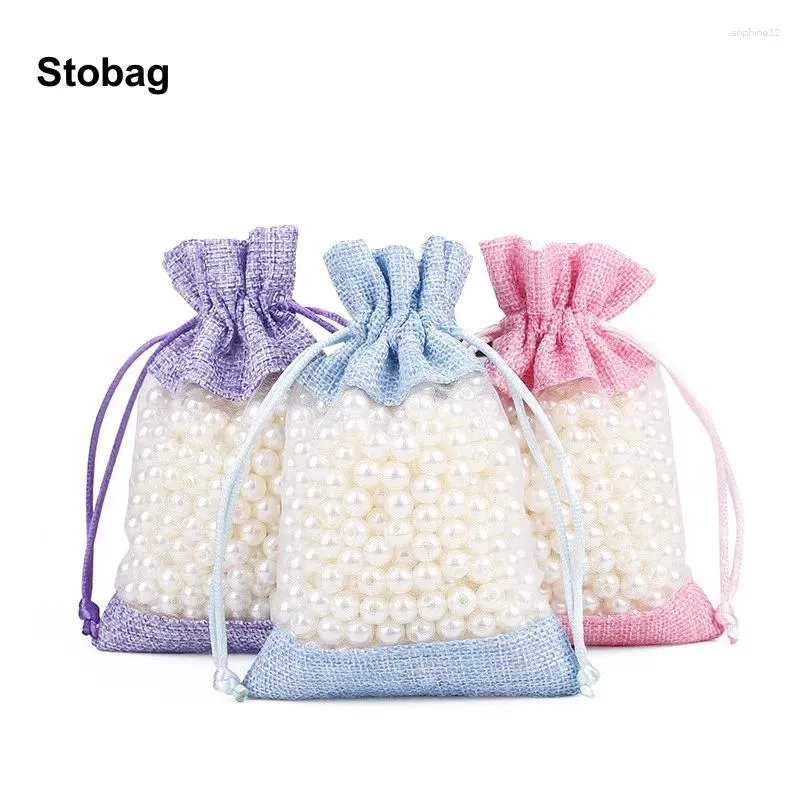 غلاف الهدايا Stobag 5pcs أكياس الرباط من الكتان مع نوافذ مجوهر