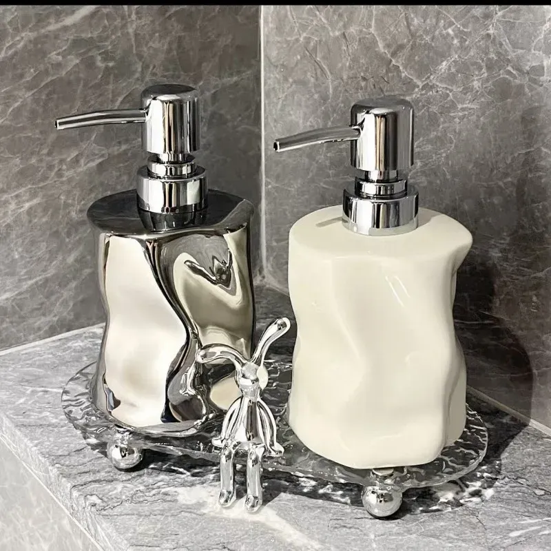 Dispensers 400ml Ceramic Lotion Bottle Bathroom Accessories Home Soap Container White Silver Home Hotel Makeup Remover Shampoo Storage Jar