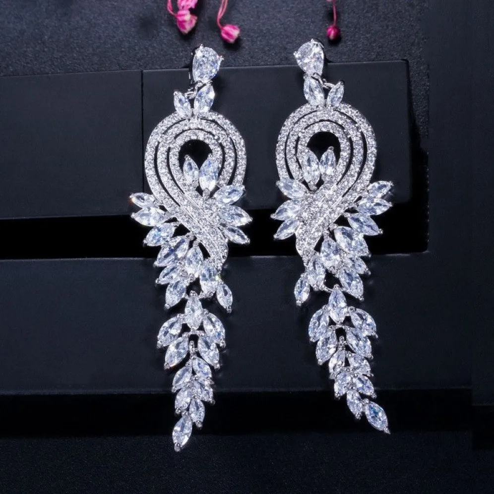 Fashion long tassel zirconia dangle earring designer for woman party 18k gold silver red blue white diamond earrings South America208G