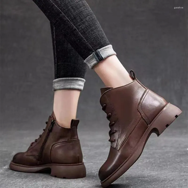 Ботинки, женские ботильоны с боковой молнией, зима 2024, женская однотонная повседневная женская обувь из искусственной кожи с круглым носком, шнуровкой на низком квадратном каблуке