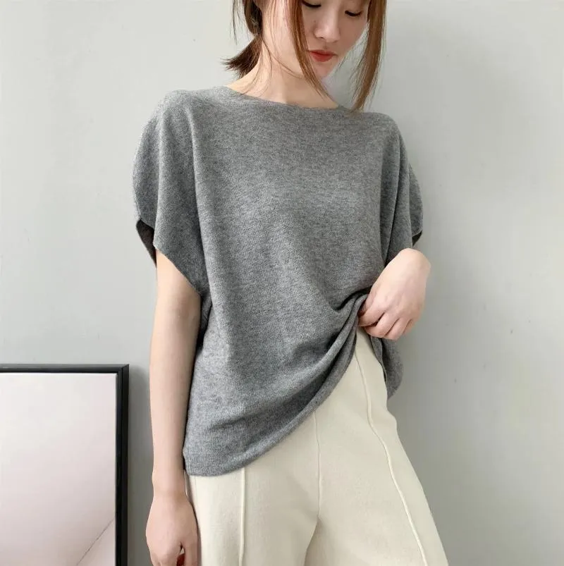 Kvinnors T -skjortor Summer Women Tshirt Light Loose Minimalist Sticked Short Sleeve Shirt Fashion Female Knitwear Sexy Ladies Off Shoulder Top