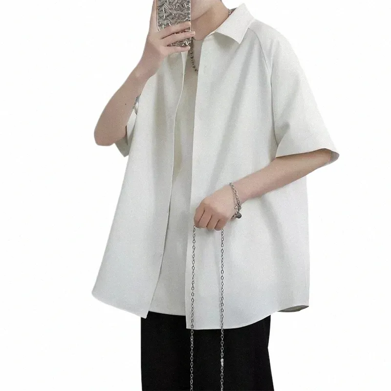 2024 Nya Spring Men Shirt Korean FI Herrskjortor Japansk stil Kort ärmade herrekläder Solid trend Dr Shirt 57qk#