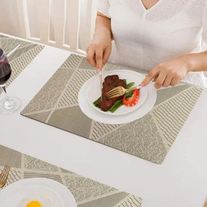 Bord mattor värmebeständiga placemats moderna mattvattentät PVC för mat icke-halkisolering