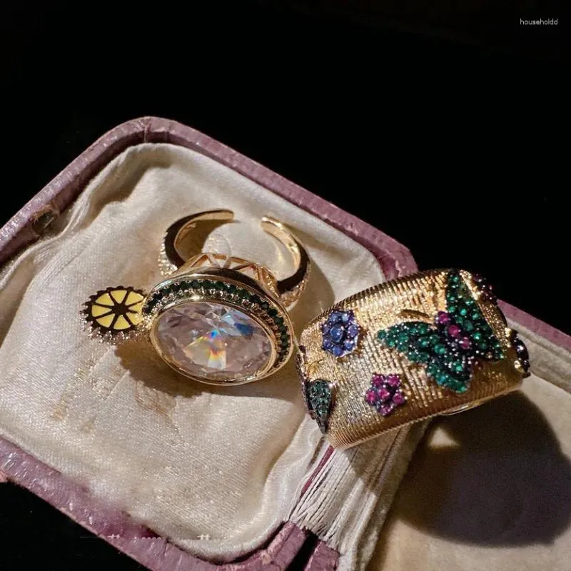 Anelli a grappolo Anello da donna con pietra preziosa da cocktail Mojito Placcato vintage in oro 18 carati con zircone a forma di farfalla arcobaleno