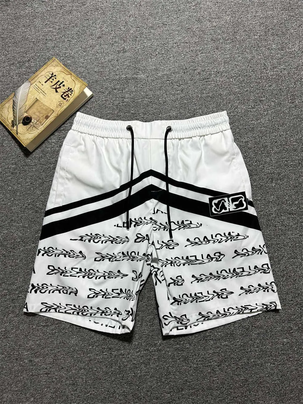 Nouveaux shorts pour hommes Créateur de mode Shorts décontractés Classique Motif brodé Lettres imprimées Été Maillot de bain à séchage rapide Pantalon de plage de rue Taille asiatique M-3XL # GH03