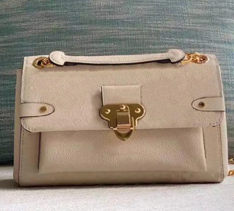 Toppkvalitetsstil Komplett Luxuurys Deasignears Kvinnor Väskor Vavin BB Kvinnor Crossbody Väskor Metallkedja Läder axelväskor7706602