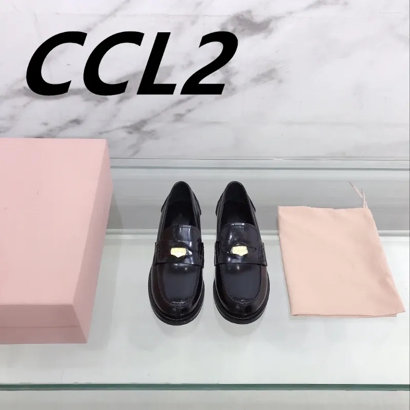 Casual Shoes 24 Years Of Amazing To You A Fabric With Imported Shiny Leather Sheepskin Lining Padded Feet Size35-39