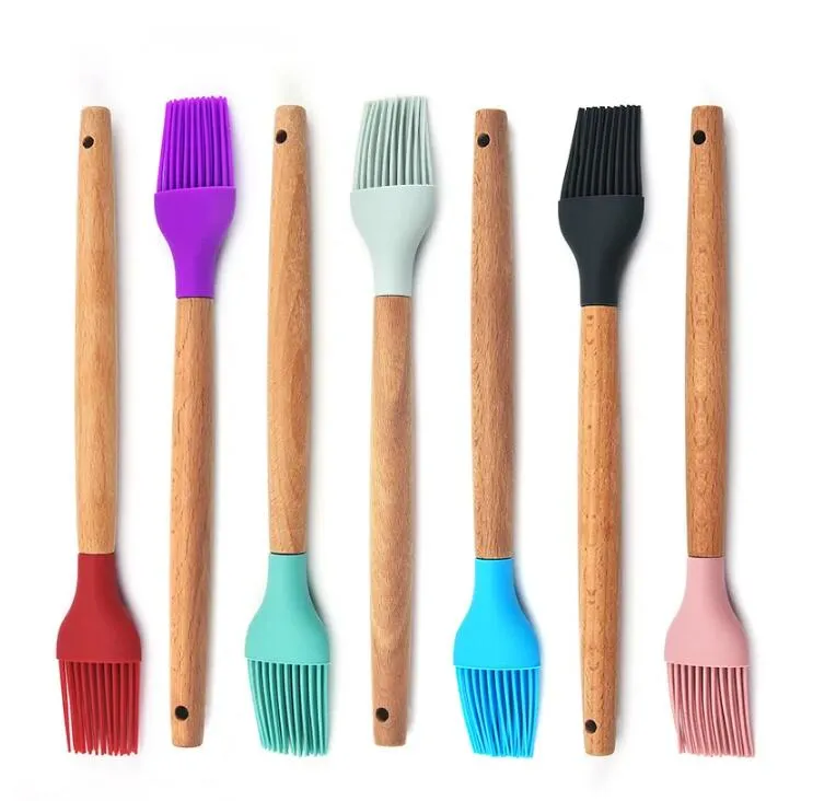 Brosse à badigeonner l'huile de BBQ en Silicone avec manche en bois, pinceaux de cuisson pour gâteaux, pain et crème, accessoires de cuisine pour Barbecue