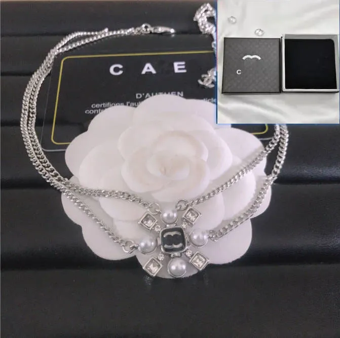 Womens Silver Plated Jewelry Necklace Pendant Style New Luxury Necklace Boutique Romantic Style Fashion Jewelry High Quality Necklace Box Birthday Party