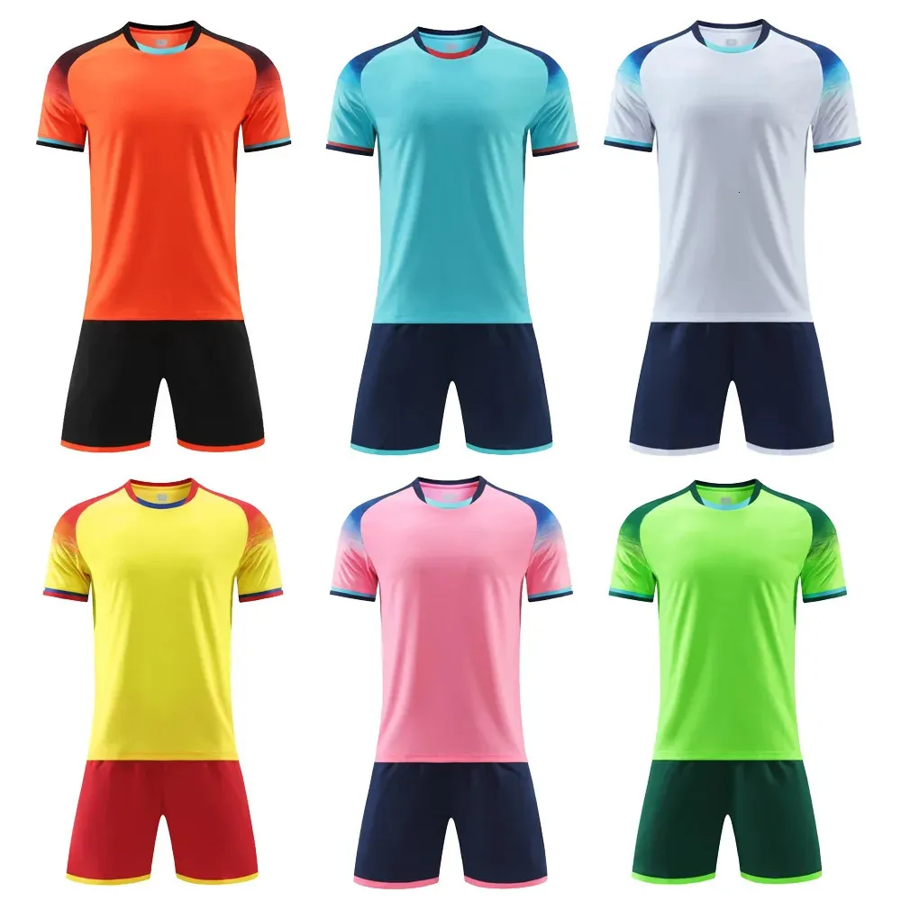 Adulte Enfants Football Jersey Hommes Garçon Personnaliser Uniformes De Football Kit Vêtements De Sport Futsal Sportswear Formation Survêtement Enfant 240321