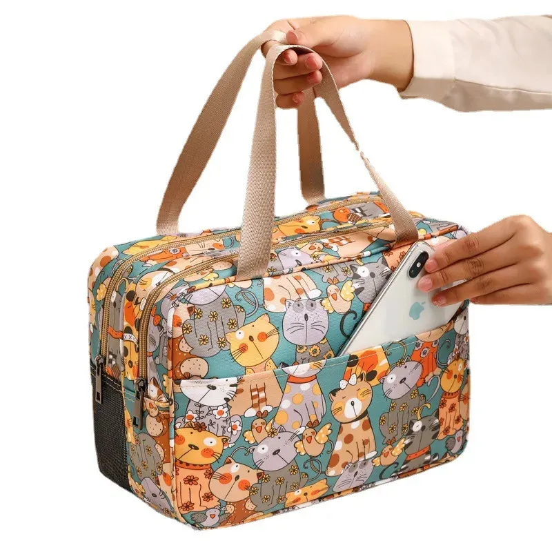 2023 Wet and Dry Separation Cosmetic Bag Large Capacity Wash Makeup Cartoon Cute Oxford Cloth Waterproof Storage 240328