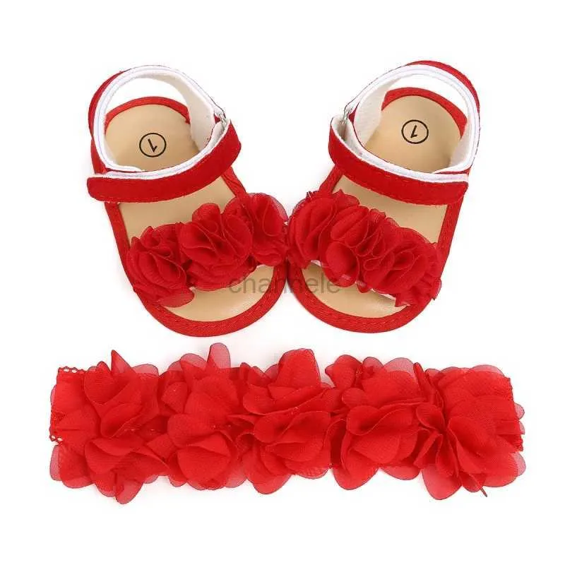 Sandaler Bobora Baby Girl Pannband och barfota blomma Sandaler Value Set Casual Crib Shoes + Headband Hair Bands 240329