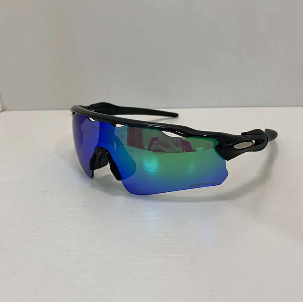 Fahrradsonnenbrille UV400 Polarisierte schwarze Linse Fahrradbrille Sportreitbrille MTB Fahrradbrille mit Etui für Männer Frauen EV Path2024yu