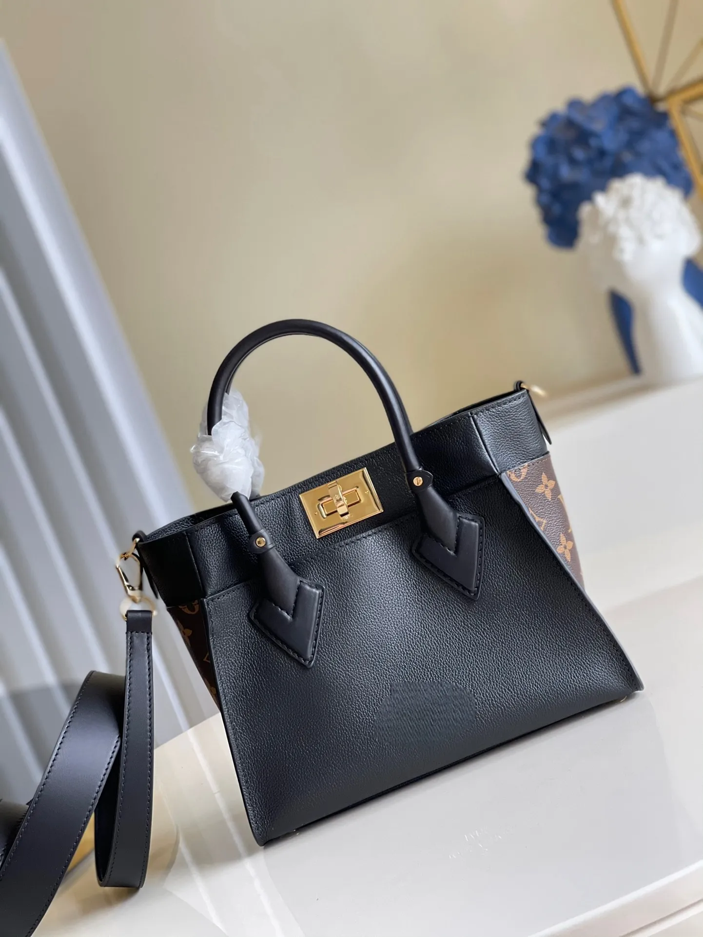 Top m57728 New Women's Bag Women's Handbag Single Shoulder Bag Crossbody Bag Black Cowhide