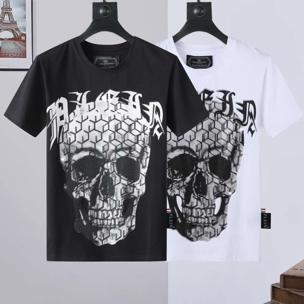 Fashionable Philippe Plaine Spring/summer Short Sleeved Men's Round Neck T Hegemonic Personality PP Hot Diamond Skull Fashion Men's Short T