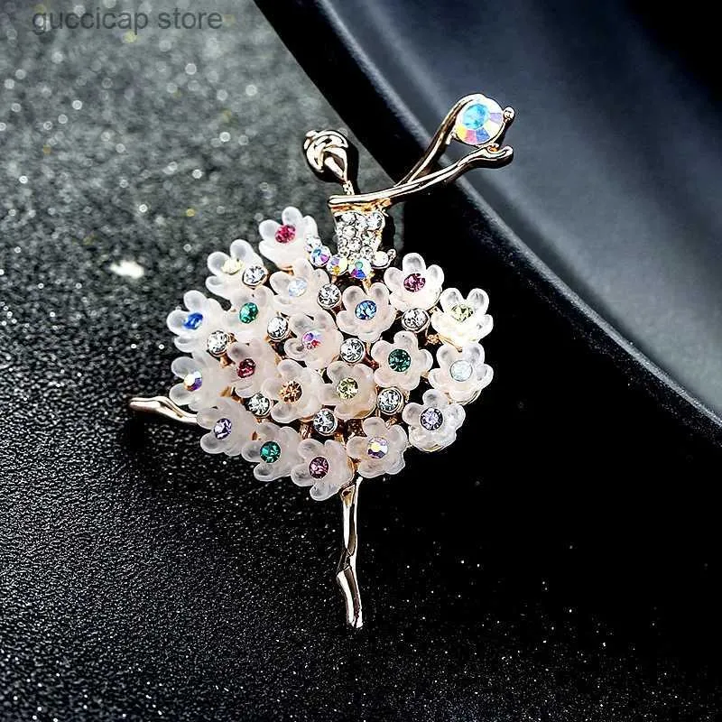 Pins Broches Luxo Cristal Estilo Coreano Broches Para Mulheres Zircon Resina Flores Broche Jóias Roupas Acessórios Presente de Casamento Atacado Y240329