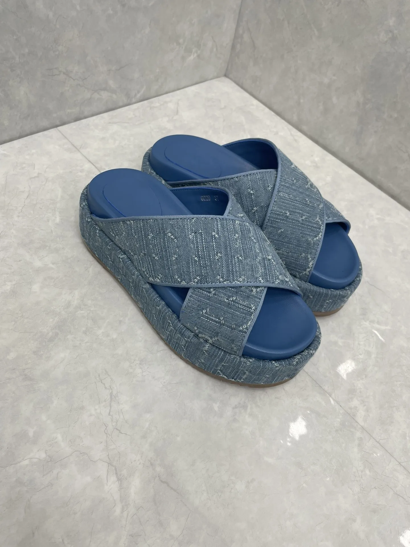 Sandalias De Diapositivas De Diseño Para Mujeres: Sandalias De