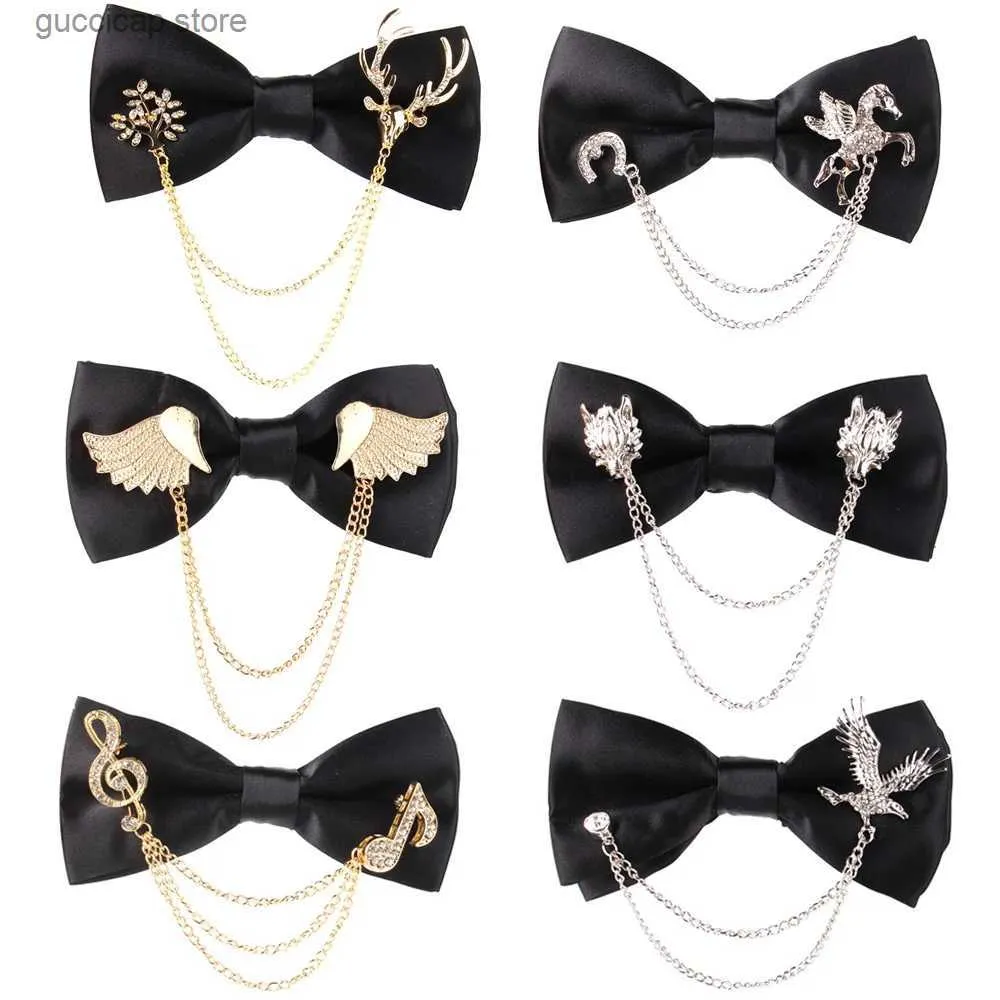 Bow Ties Fashion Black Bow Tie مع الديكور المعدني الزفاف TIE Bow Bow Stup Suit Complic ties for Men Women Cravats Groom Bowties Y240329