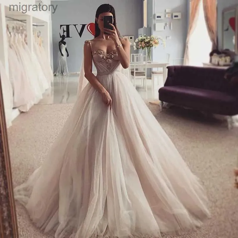 Abiti sexy urbani Cristalli Abiti da sposa Abiti da Noiva 2021 Abito da sposa principessa Abiti da spiaggia su misura yq240329