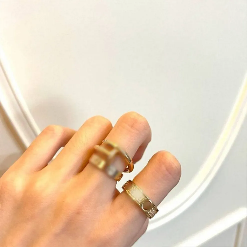 3 Row Full Diamond Love Ring Fashion Women Wedding Rings Quality 316L Titanium Steel JewelryCluster Rings241f