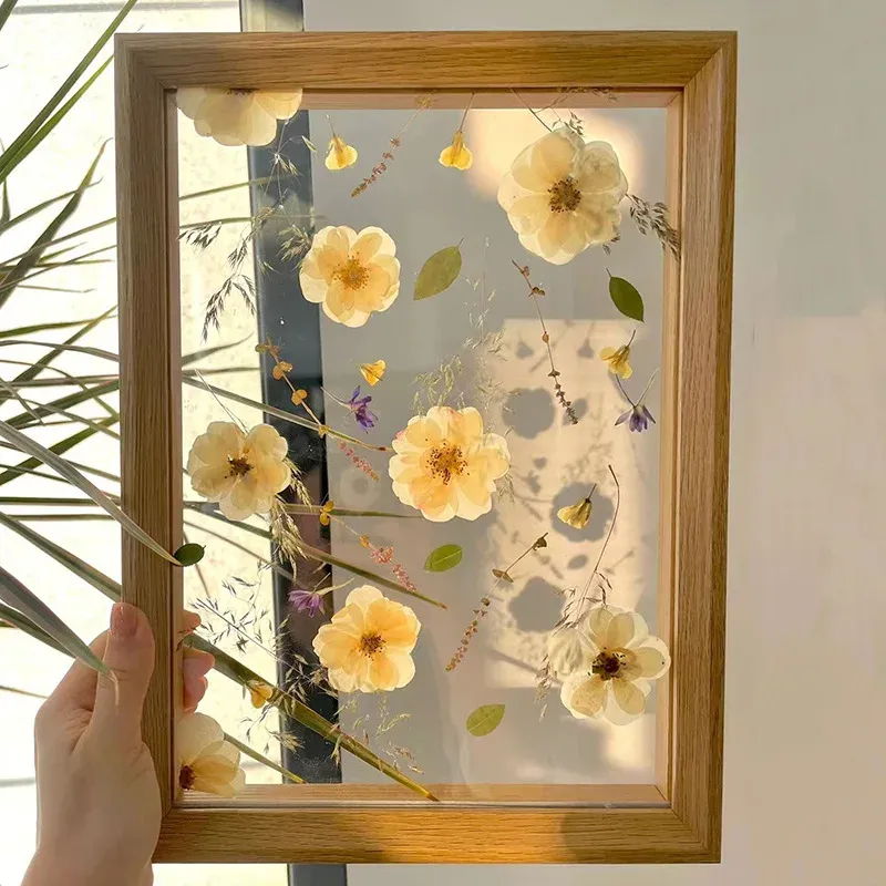 Cornice Cornice per foto in legno trasparente bifacciale Tavolo per foto Foglia di fiori secchi Cornice per parete in acrilico con display montato su campione