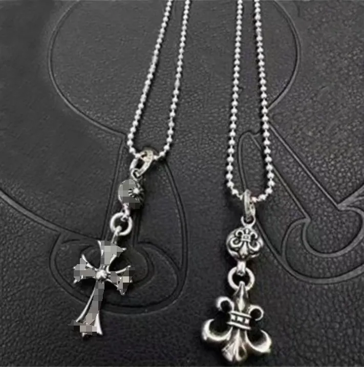 20 Style Designer Silver Cross Chains Pendant Halsband för män och kvinnor Lyxvarumärke Trend Personlighet Punk Cross Style Lovers Gift Hip Hop Rock Jewelry