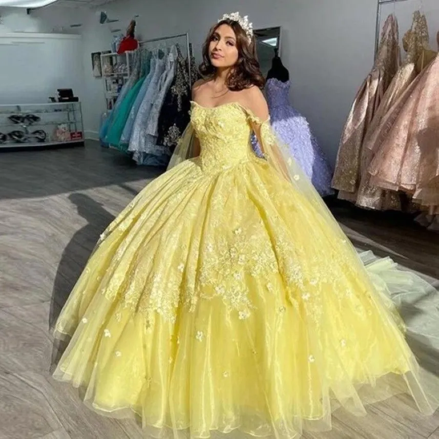 Yellow Organza Ball Gown Quinceanera klänningar 2022 underbara promklänningar 3D blommor pärlstav söt 16 klänning vestidos de fiesta b0701g04231l