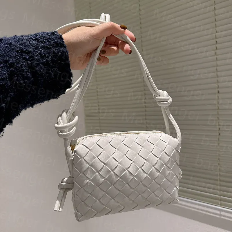 Abendtaschen Designer-Cross-Body-Loop-Kameratasche Mini-Schultertaschen aus gepresstem Intrecciato Handtaschen mit Reißverschluss Handtaschen aus schlichtem Leder Strickbrieftaschen Münzgeldbörse