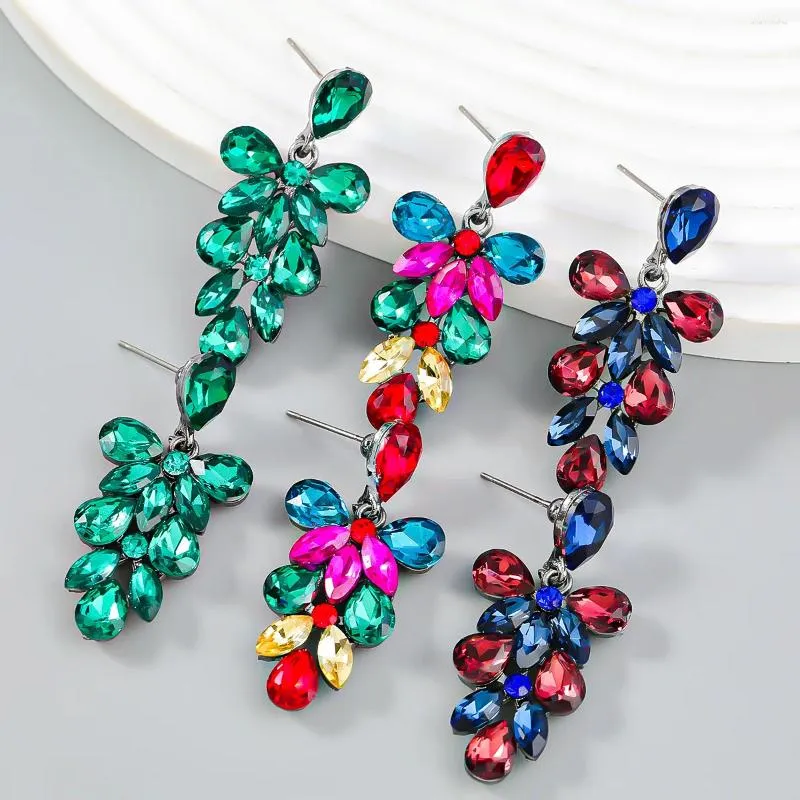 Boucles d'oreilles pendantes en forme de pétale de fleur avec diamants colorés, accessoires de mode pour dames européennes et américaines